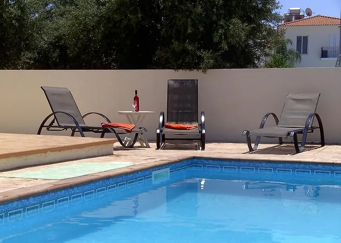 Margarita Vilă Protaras